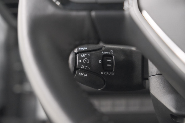 Peugeot 208 Hybrid 110 e-DCS6 Style | Parkeersensoren | Apple Carplay | Cruise Control | Airco