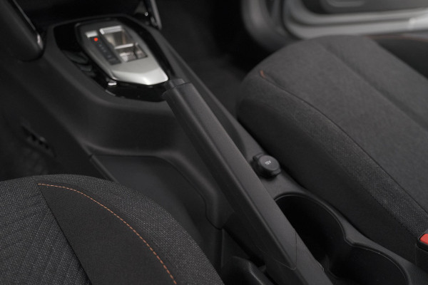 Peugeot 208 Hybrid 110 e-DCS6 Style | Parkeersensoren | Apple Carplay | Cruise Control | Airco
