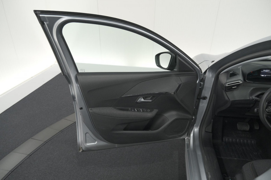 Peugeot 208 Hybrid 110 e-DCS6 Style | Parkeersensoren | Apple Carplay | Cruise Control | Airco