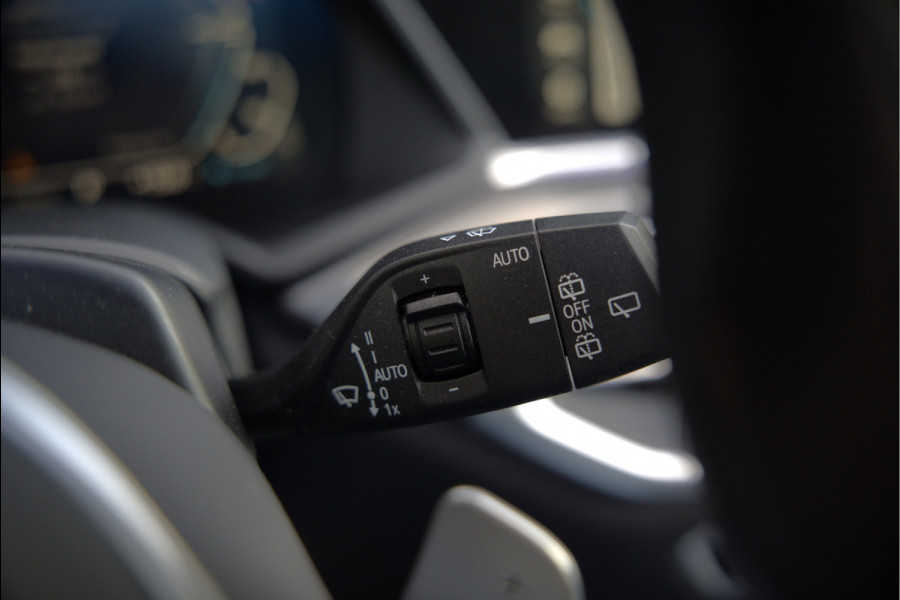 BMW X5 xDrive45e High Executive | Panoramadak | Harman Kardon | Luchtvering | Laser | Adaptive Cruise Control | Keyless | 360 Camera | Head-Up Display | Ambiance Verlichting | M Sport remmen | Memory Seats | Stoelverwarming