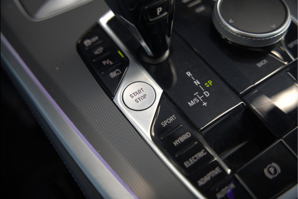 BMW X5 xDrive45e High Executive | Panoramadak | Harman Kardon | Luchtvering | Laser | Adaptive Cruise Control | Keyless | 360 Camera | Head-Up Display | Ambiance Verlichting | M Sport remmen | Memory Seats | Stoelverwarming