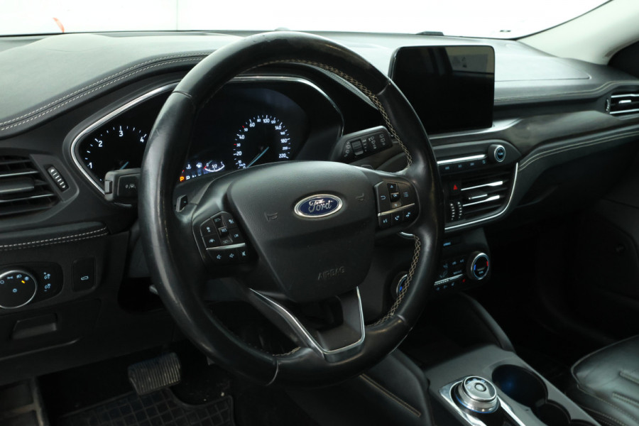 Ford FOCUS Wagon 1.5 EcoBlue Vignale X Business Automaat, Leer, B&O, navigatie, trekhaak