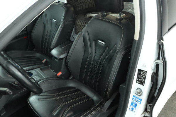 Ford FOCUS Wagon 1.5 EcoBlue Vignale X Business Automaat, Leer, B&O, navigatie, trekhaak
