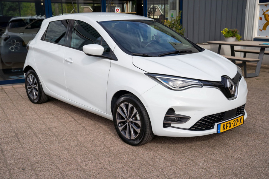 Renault ZOE R135 Evolution 52 kWh | Prijs rijklaar incl. 12 mnd garantie | Camera Carplay Navi Stuur/Stoelverw