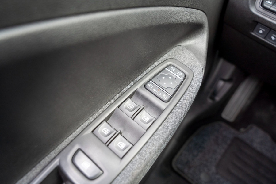 Renault ZOE R135 Evolution 52 kWh | Prijs rijklaar incl. 12 mnd garantie | Camera Carplay Navi Stuur/Stoelverw