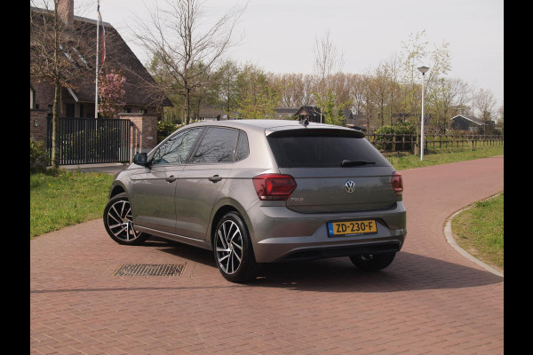 Volkswagen Polo 1.0 TSI Comfortline | Climate Control| Apple Carplay | Cruise Control | Parkeersensoren | Stoelverwarming |