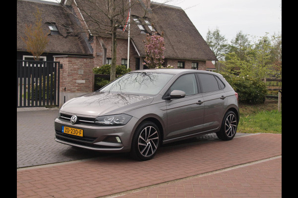 Volkswagen Polo 1.0 TSI Comfortline | Climate Control| Apple Carplay | Cruise Control | Parkeersensoren | Stoelverwarming |