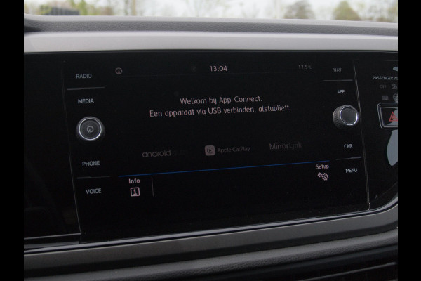 Volkswagen Polo 1.0 TSI Comfortline | Climate Control| Apple Carplay | Cruise Control | Parkeersensoren | Stoelverwarming |