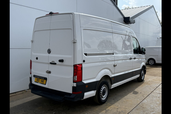 Volkswagen Crafter 2.0 TDI 140PK Nieuw Model! L3H3 Virtual Cockpit Climate Control Camera Parkeersensoren voor achter APK 9-2027