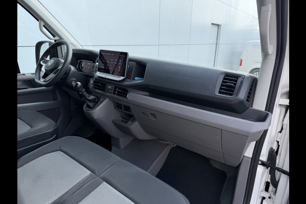 Volkswagen Crafter 2.0 TDI 140PK Nieuw Model! L3H3 Virtual Cockpit Climate Control Camera Parkeersensoren voor achter APK 9-2027