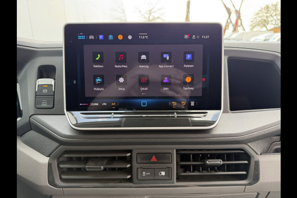 Volkswagen Crafter 2.0 TDI 140PK Nieuw Model! L3H3 Virtual Cockpit Climate Control Camera Parkeersensoren voor achter APK 9-2027