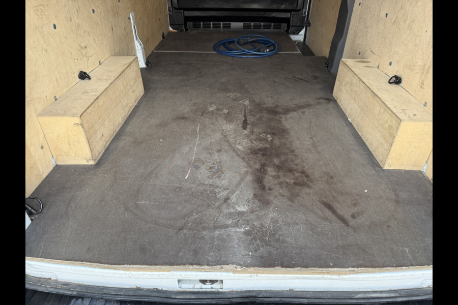 Ford E-Transit 350 68kWh 184PK L3H2 Cruise control Climate control Carplay Snelladen Laadkabel Parkeersensoren