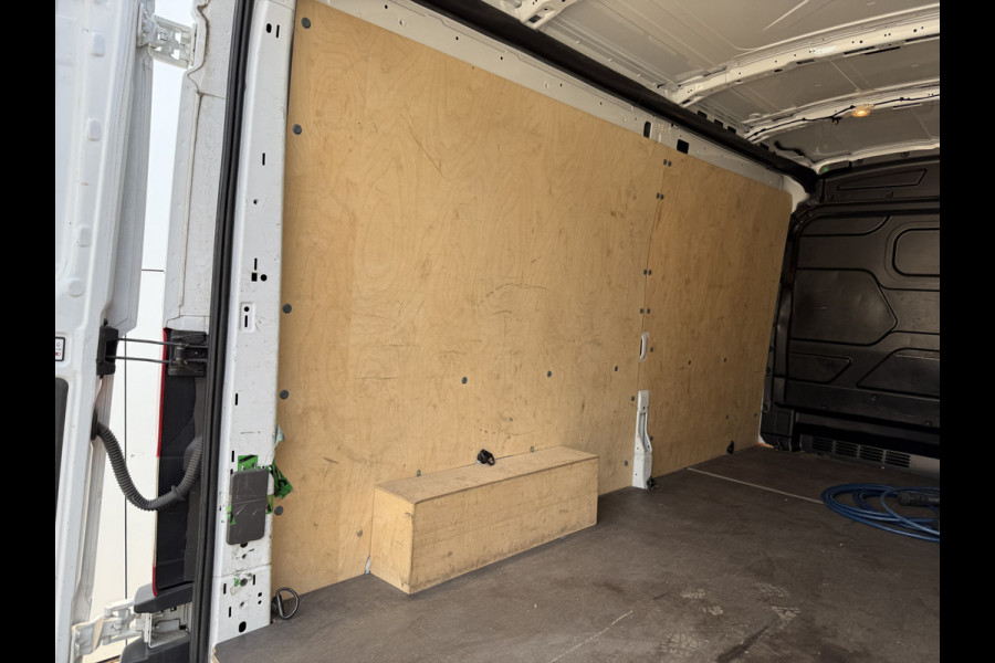 Ford E-Transit 350 68kWh 184PK L3H2 Cruise control Climate control Carplay Snelladen Laadkabel Parkeersensoren