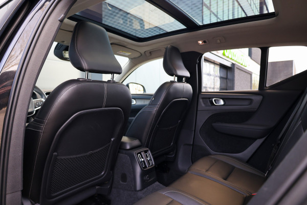 Volvo XC40 1.5 T5 Recharge R-Design | PANO | H&K | MEMORY | 360 | DODE HOEK | KEYLESS | ELEK TREKHAAK |