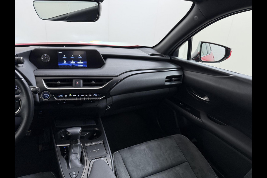 Lexus UX 250h Business Line | RIJKLAARPRIJS incl. 12mnd BOVAG GARANTIE