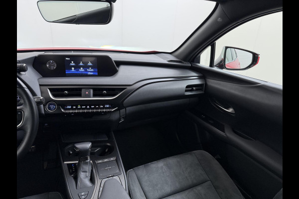 Lexus UX 250h Business Line | RIJKLAARPRIJS incl. 12mnd BOVAG GARANTIE