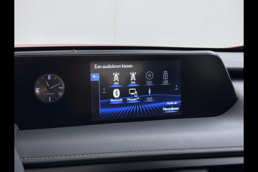 Lexus UX 250h Business Line | RIJKLAARPRIJS incl. 12mnd BOVAG GARANTIE