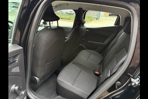 Renault Clio 1.0 TCe / Navigatie / Apple CarPlay - Android / 1e Eigenaar / ALL-Season banden / Cruise Control / PDC met optische w