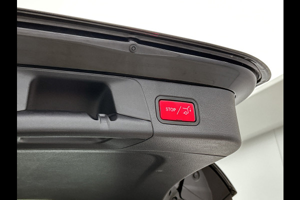 Mercedes-Benz B-Klasse 250 e Plug-In Hybride Trekhaak | Parkeerpakket met achteruitrijcamera | Ledkoplampen | Easy Pack Achterklep | Stoelverwarming. Inclusief 24 maanden MB Certified garantie voor Europa.