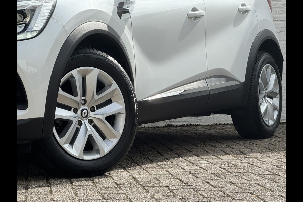 Renault Captur 1.3 TCe 140 Automaat Navigatie Carplay Cruise Verwarmde stoelen Pdc All season