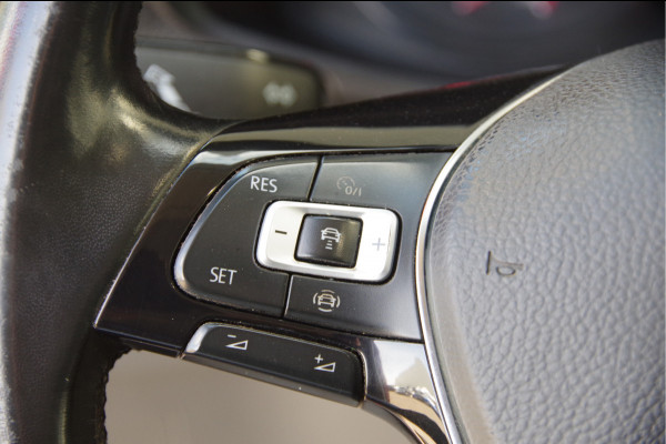 Volkswagen Crafter 35 2.0 TDI L3H3 177PK AUT. LED, TREKHAAK, GEV. ERGO ACTIVE STOEL, ADAPT. CRUISE, STOELVERWARMING, STUUR VERWARMING, STANDKACHEL,