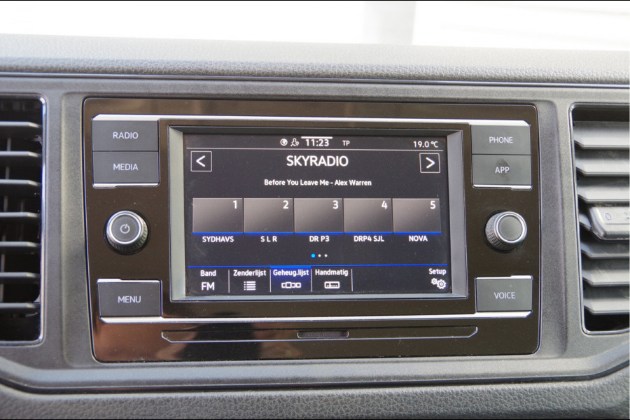 Volkswagen Crafter 35 2.0 TDI L3H3 177PK AUT. LED, TREKHAAK, GEV. ERGO ACTIVE STOEL, ADAPT. CRUISE, STOELVERWARMING, STUUR VERWARMING, STANDKACHEL,