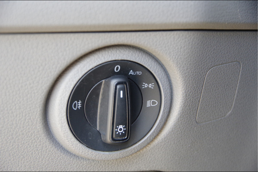 Volkswagen Crafter 35 2.0 TDI L3H3 177PK AUT. LED, TREKHAAK, GEV. ERGO ACTIVE STOEL, ADAPT. CRUISE, STOELVERWARMING, STUUR VERWARMING, STANDKACHEL,