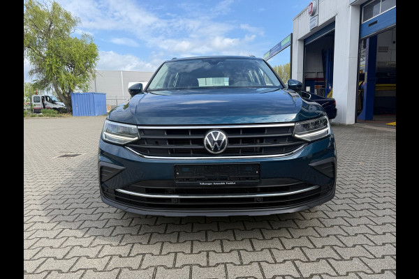 Volkswagen Tiguan 1.5 TSI Elegance Automaat (BOVAG/RIJKLAARPRIJS)