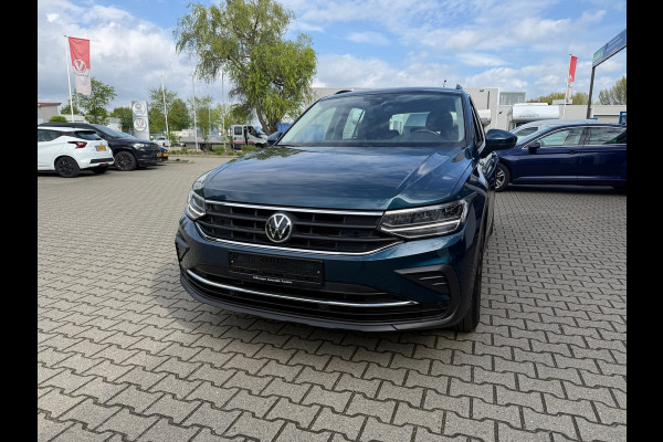 Volkswagen Tiguan 1.5 TSI Elegance Automaat (BOVAG/RIJKLAARPRIJS)