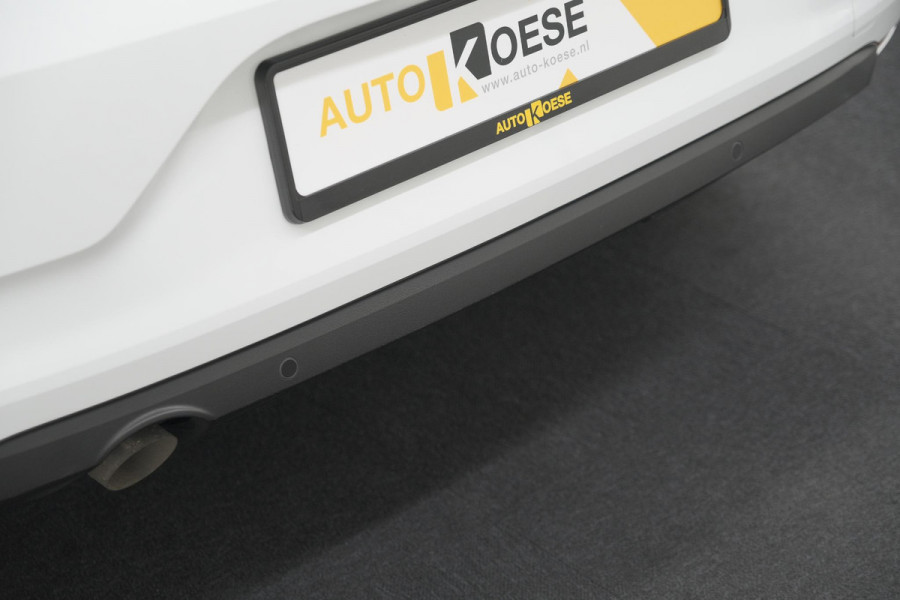 Renault Clio TCe 90 Equilibre | Parkeersensoren | Apple Carplay | Cruise Control | Airco