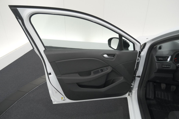 Renault Clio TCe 90 Equilibre | Parkeersensoren | Apple Carplay | Cruise Control | Airco