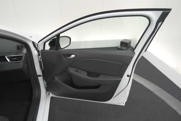 Renault Clio TCe 90 Equilibre | Parkeersensoren | Apple Carplay | Cruise Control | Airco