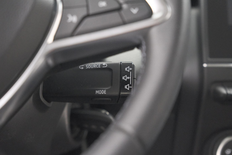 Renault Clio TCe 90 Equilibre | Parkeersensoren | Apple Carplay | Cruise Control | Airco