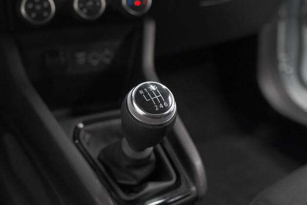 Renault Clio TCe 90 Equilibre | Parkeersensoren | Apple Carplay | Cruise Control | Airco