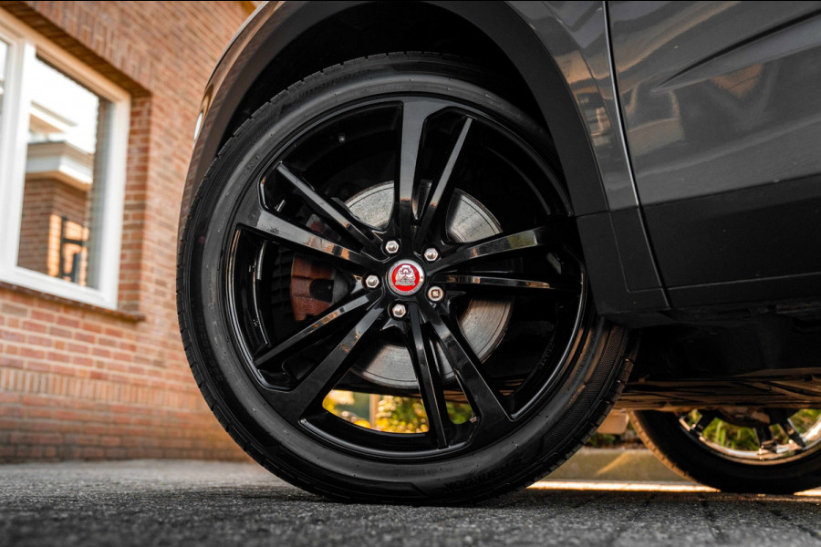 Jaguar E-Pace 2.0 P250 AWD HSE 250 PK Trekhaak Meridian Keyless Camera Leder Memory 21''