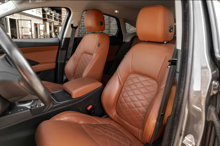 Jaguar E-Pace 2.0 P250 AWD HSE 250 PK Trekhaak Meridian Keyless Camera Leder Memory 21''