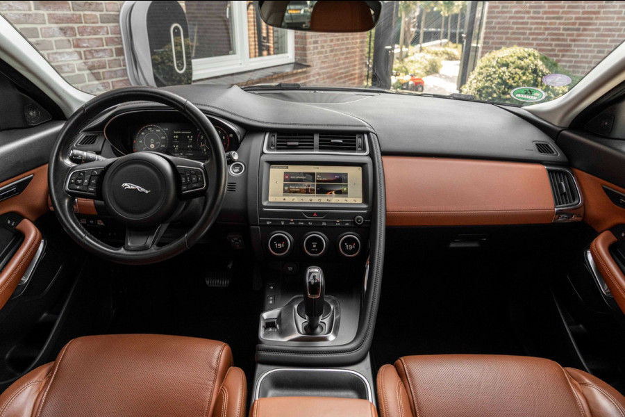 Jaguar E-Pace 2.0 P250 AWD HSE 250 PK Trekhaak Meridian Keyless Camera Leder Memory 21''