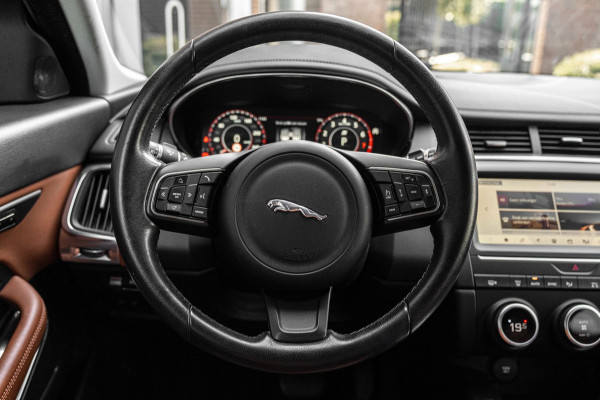 Jaguar E-Pace 2.0 P250 AWD HSE 250 PK Trekhaak Meridian Keyless Camera Leder Memory 21''