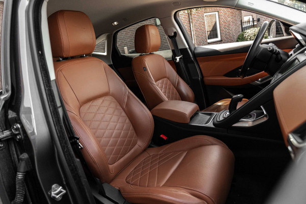 Jaguar E-Pace 2.0 P250 AWD HSE 250 PK Trekhaak Meridian Keyless Camera Leder Memory 21''