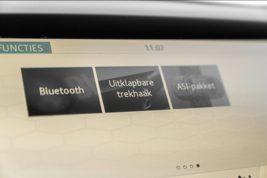 Jaguar E-Pace 2.0 P250 AWD HSE 250 PK Trekhaak Meridian Keyless Camera Leder Memory 21''