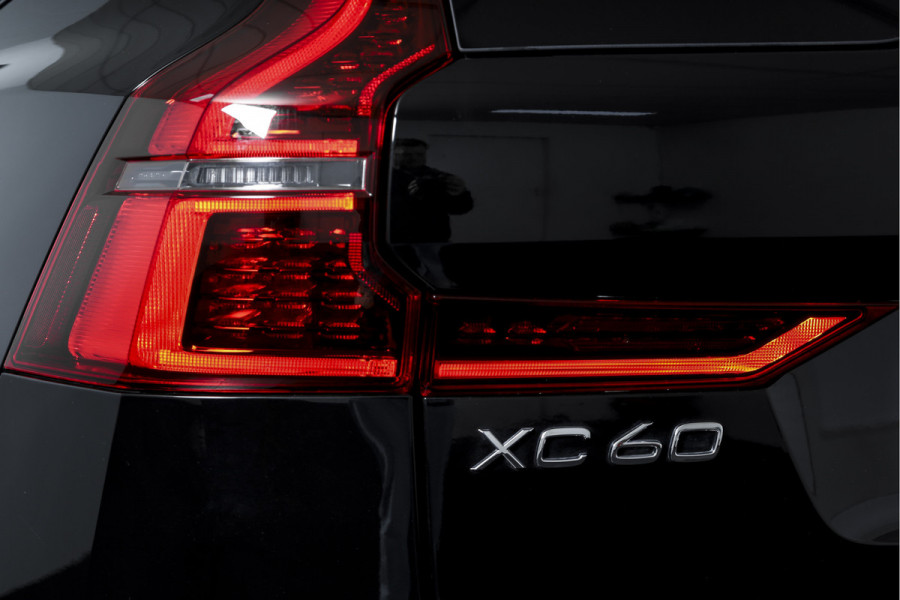 Volvo XC60 2.0 T8 Plug-in-hybrid AWD Polestar Engineered - Facelift MY26 | Elek. trekhaak | S/K-Panodak | Dig.Cockpit | Adapt.Cruise | Harman/Kardon | Stoel+-Stuurverw. | Elek. stoelen | 360 Camera | NAV + App.Connect + NAV | ECC | LM 21" | 9218