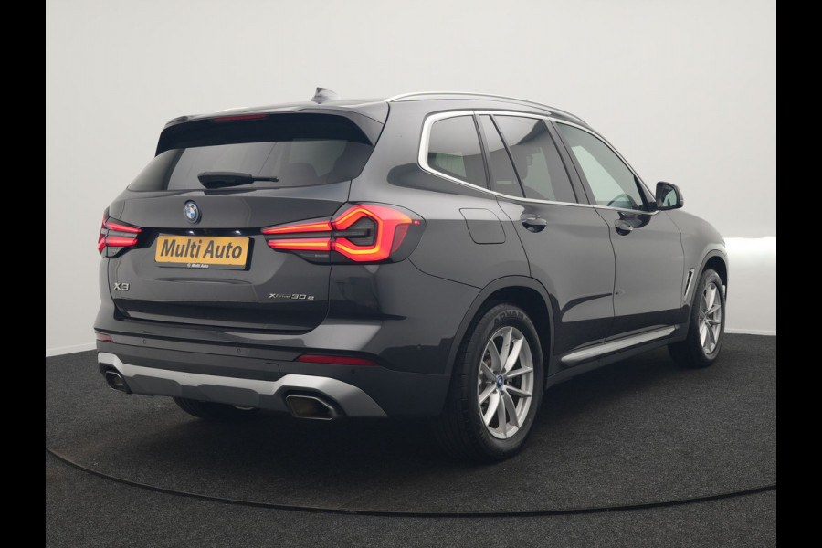 BMW X3 xDrive30e High Executive FACELIFT PHEV 293pk | Trekhaak Af Fabriek | Head Up | Camera | Harman / Kardon | Lederen Sportstoelen Memory & Ventilatie | Keyless | Blis | Stoelen & Stuur Verwarmd | Apple Carplay | Navigatie | DAB | Plug In Hybrid |