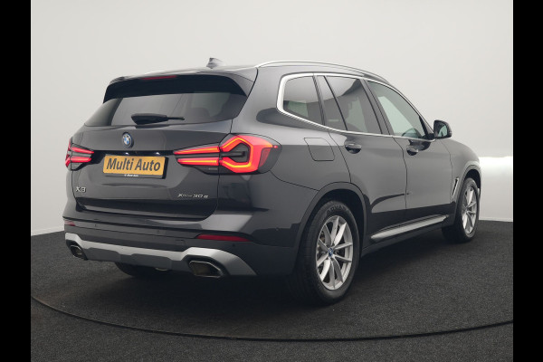 BMW X3 xDrive30e High Executive FACELIFT PHEV 293pk | Trekhaak Af Fabriek | Head Up | Camera | Harman / Kardon | Lederen Sportstoelen Memory & Ventilatie | Keyless | Blis | Stoelen & Stuur Verwarmd | Apple Carplay | Navigatie | DAB | Plug In Hybrid |