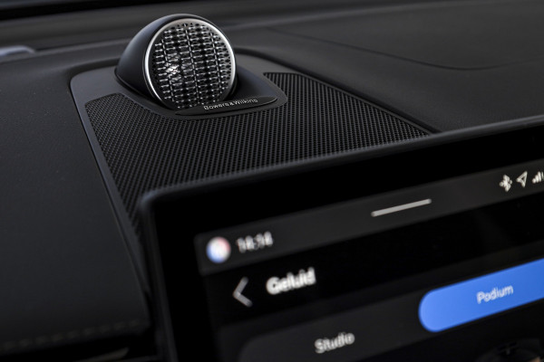 Volvo XC60 2.0 T8 Plug-in-hybrid AWD Polestar Engineered - Facelift MY26 | Bowers & Wilkins | Dig.Cockpit | Adapt.Cruise | Stoel+-Stuurverw. | PDC | 360 Camera | NAV + App.Connect + NAV | ECC | LM 22" | 3250