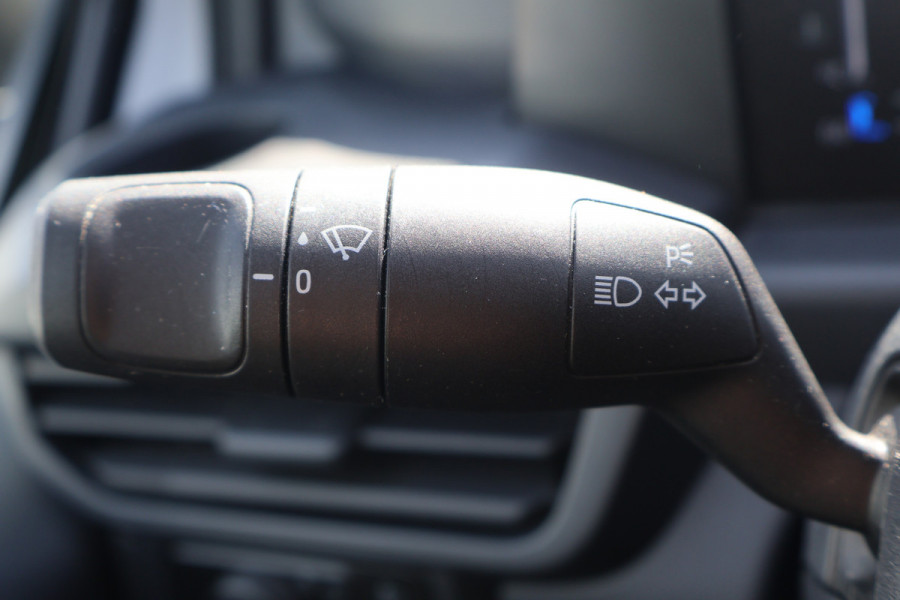 Ford Transit Custom 2.0 TDci 136pk L2 H1 Trend Airco Apple Carplay Camera