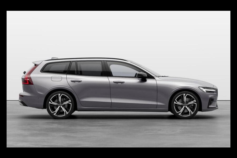 Volvo V60 T6 350PK Automaat Plug-in hybrid AWD Plus Dark / Harman Kardon / 19"velgen / 360 Camera / Elektrisch bedienbare voorstoelen met geheugen / Pilot assist / Adaptive cruise control /