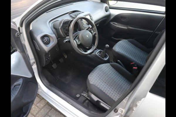 Peugeot 108 1.0 e-VTi Active Airco / Elekramen / Bluetooth / Stuurbekr / All-season banden Voldoende Apk