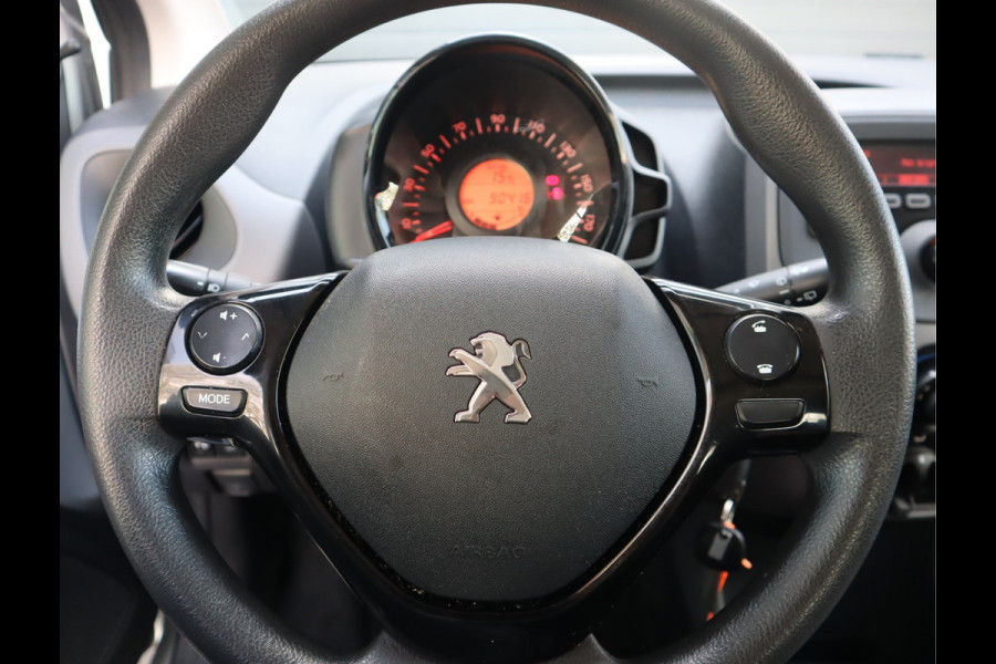 Peugeot 108 1.0 e-VTi Active Airco / Elekramen / Bluetooth / Stuurbekr / All-season banden Voldoende Apk