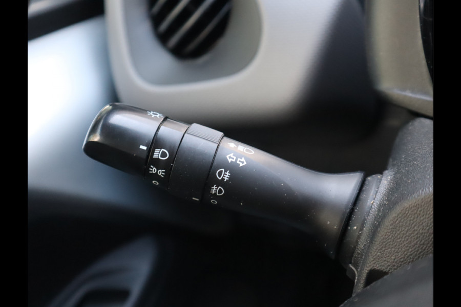 Peugeot 108 1.0 e-VTi Active Airco / Elekramen / Bluetooth / Stuurbekr / All-season banden Voldoende Apk