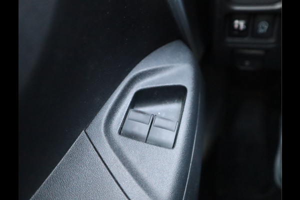 Peugeot 108 1.0 e-VTi Active Airco / Elekramen / Bluetooth / Stuurbekr / All-season banden Voldoende Apk